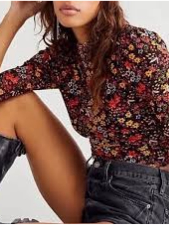 Free People Tops - Free People Gather Tee Twyla Ditsy Floral